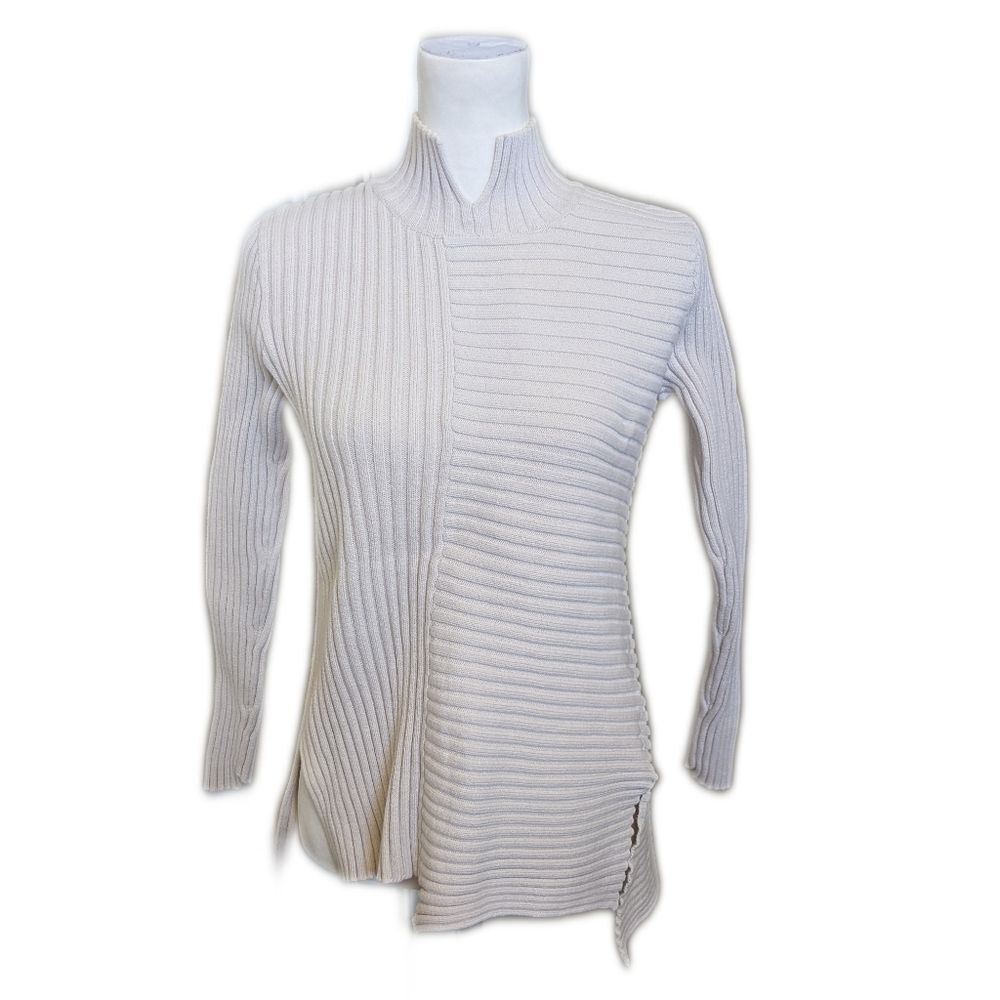 CAbi style #3363 split mock turtleneck open back with buckles, cotton XS